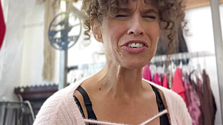 Fucking Fan From The Thrift Shop Porn Video