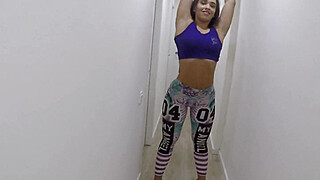 POV Desnuda entrenando el Culo y chupando como una buena Puta Porn Video