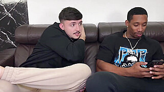 He fucks his 3 friends separately in the same house without them knowing Porn Video