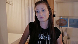 I saw her on the street and offered to make some money Porn Video