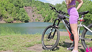 Żona zdradza męża na wycieczce rowerowej. Polska, to piękne milf, mature. One... Porn Video