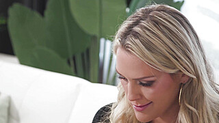 Savvy Suxx fucks her perverted boss Porn Video