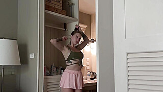 I was rubbing my clit while sucking on his dick and I came so hard Porn Video