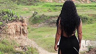 Diosa cachonda del desierto acecha a un chico perdido hasta cogérselo -... Porn Video