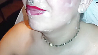 BUKKAKE PARTY - 4 VS 1 - MOGLIE SPOSA USATA DA 4 AMICI DEL MARITO CORNUTO Porn Video