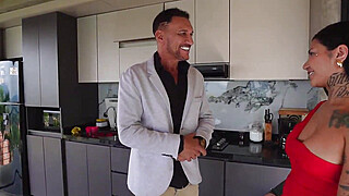 The real estate agent leaves a very horny Latina's pussy wide open part 1 -... Porn Video