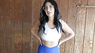 “Cum in my pretty little mouth” - FUCKING MY CONTRACTOR IN A BARN Porn Video