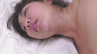 下は剛毛上はデカ乳輪の熟女 Big Boobs Porn Video