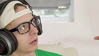 British MILF In Hardcore Cowgirl And Doggystyle - AGEDLOVE Porn Video