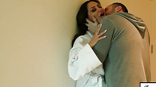 Stunning MILF Ava Addams let me fuck her... look at those massive tits!!! Porn Video