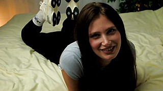 Помог подруге с фото и она помогла мне со стояком Porn Video