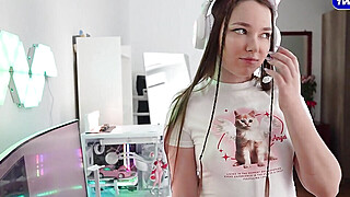 Naked streaming on Twitch ended up fucking my stepbrother. Porn Video