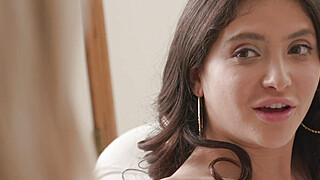 Milf Lesbian Therapist Gives Special Massage to Younger Babe Porn Video