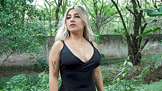 Outdoor sex with a big-titted stranger - Danner Mendez and Naty Delgado Porn Video