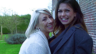 Jacquie MichelTV - Chloe, Emma et Julie, c'est l'orgie Porn Video