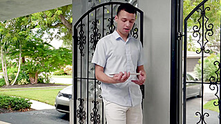 Bang Bros - Cable Guy Porn Video