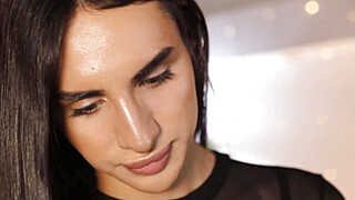 Horny Trans Babe Wanks Her Penis On Cam Porn Video