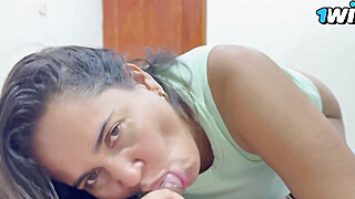 Colombiana Vanessa gives fabulous DT and nearly exposes us. 1 win! Porn Video