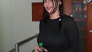 Jenifer Play turns her yoga session with her trainer into a super super hot... Porn Video