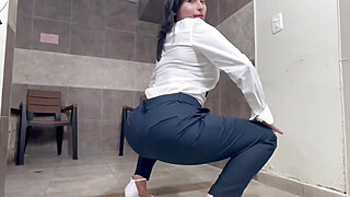 Luchadora de mi empresa chupa por el CULO GRAN - splendid XXX porn! Porn Video