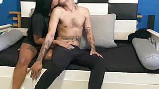 Exhausted from work, my girlpatron handles me to a suck off - XXX! Porn Video