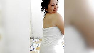 Lista para darse un baño en la ducha Porn Video