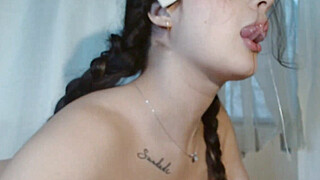 Squirt Alert: emmabunnyxo's Most Intense Cam Show Yet Porn Video