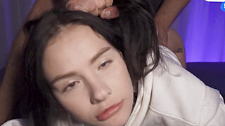 She´s a Squirting Queen Porn Video