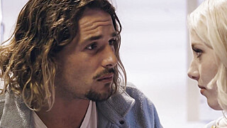 Seducing a teen groupie is really easy Porn Video