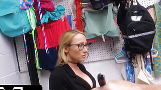 Deep Cavity Search Turns Into Hard Pounding For Busty Crystal Clark and LP... Porn Video