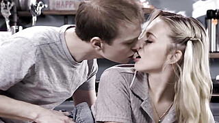 You cheated cause you think Im uptight? Porn Video