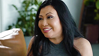 Asian bride licked by lesbian stepmom