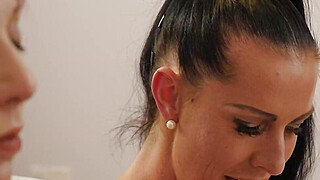 Lesbian milf pussy eating busty neighbor Porn Video