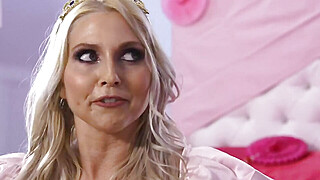 Big tit stepmom facesitting stepdaughter Porn Video