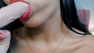 Sexy Babe Fucks Her Shaved Sweet Cunt Porn Video