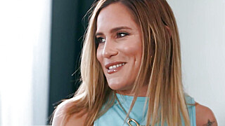 Teen just made her busty stepmom squirt Porn Video