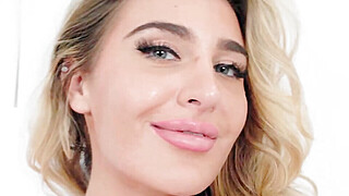 Eating her pussy while she sucks my cock Porn Video