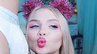 Blonde Babe Satisfies Her BF Porn Video