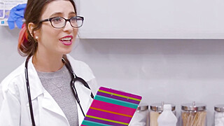 Lesbian doctor fucked teen and stepmom Porn Video