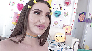 NYMPHO Melissa Stratton and Ella Reese are insatiable Porn Video