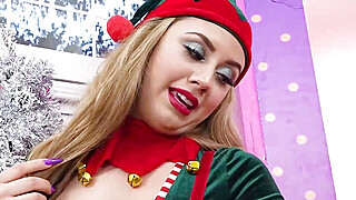 This bots curves hide dirty secrets for her master Porn Video