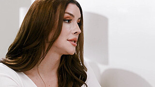 Hot teen gets fucked by big dick shemale Porn Video