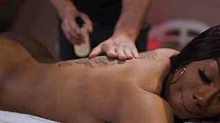 Allowing my handsome masseuse to hit my ass behind Porn Video