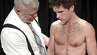 Grooming session with this Twink Bunker Payne Porn Video