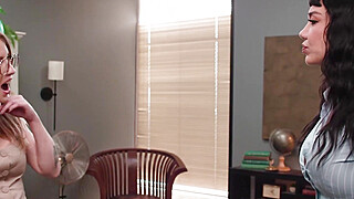 Lesbian milf fingers redhead office mate Porn Video
