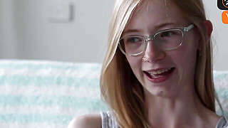 Blonde gal enjoys hard-core solo play Porn Video