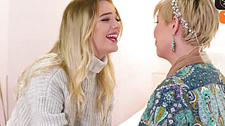 Blonde college lady loves steamy facesitting and cootchie licking Big Boobs Porn Video