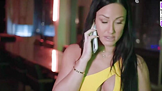 Curvy dark-haired wants a threesome tonight Big Boobs Porn Video