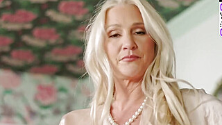 Blonde mummy with clitoris necklace gives red-hot bj and gets jizz on tits Big Boobs Porn Video