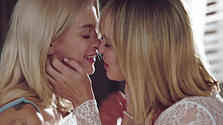 Petite blonde facesitts lesbian stepsis Big Boobs Porn Video